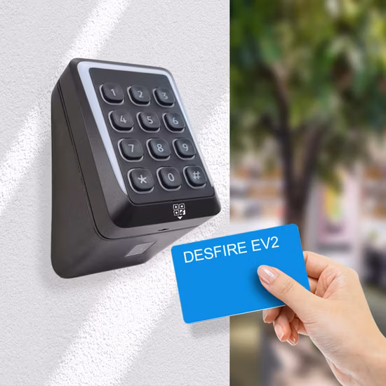 Slim Size Fix UHF RFID BLE Wiegand Qr Code Control Access Door Reader